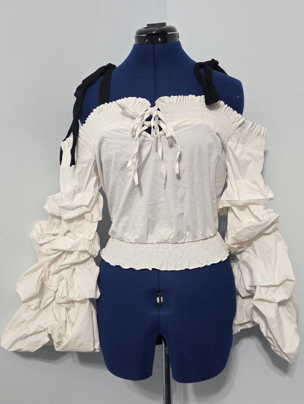 White Puff Sleeve Romantic Blouse Size M